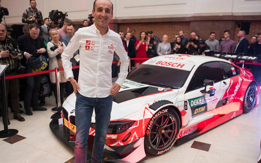 eRACE 4 CARE: 2020 Robert Kubica’s race suit in auction